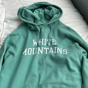 White Mountains teal sweatshirt